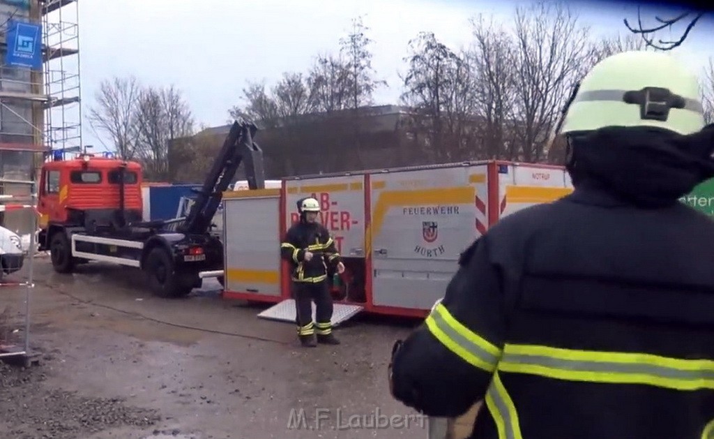 LKW in Rohbau Haus gefahren Huerth Argeles Sur Merstr TK P21.jpg